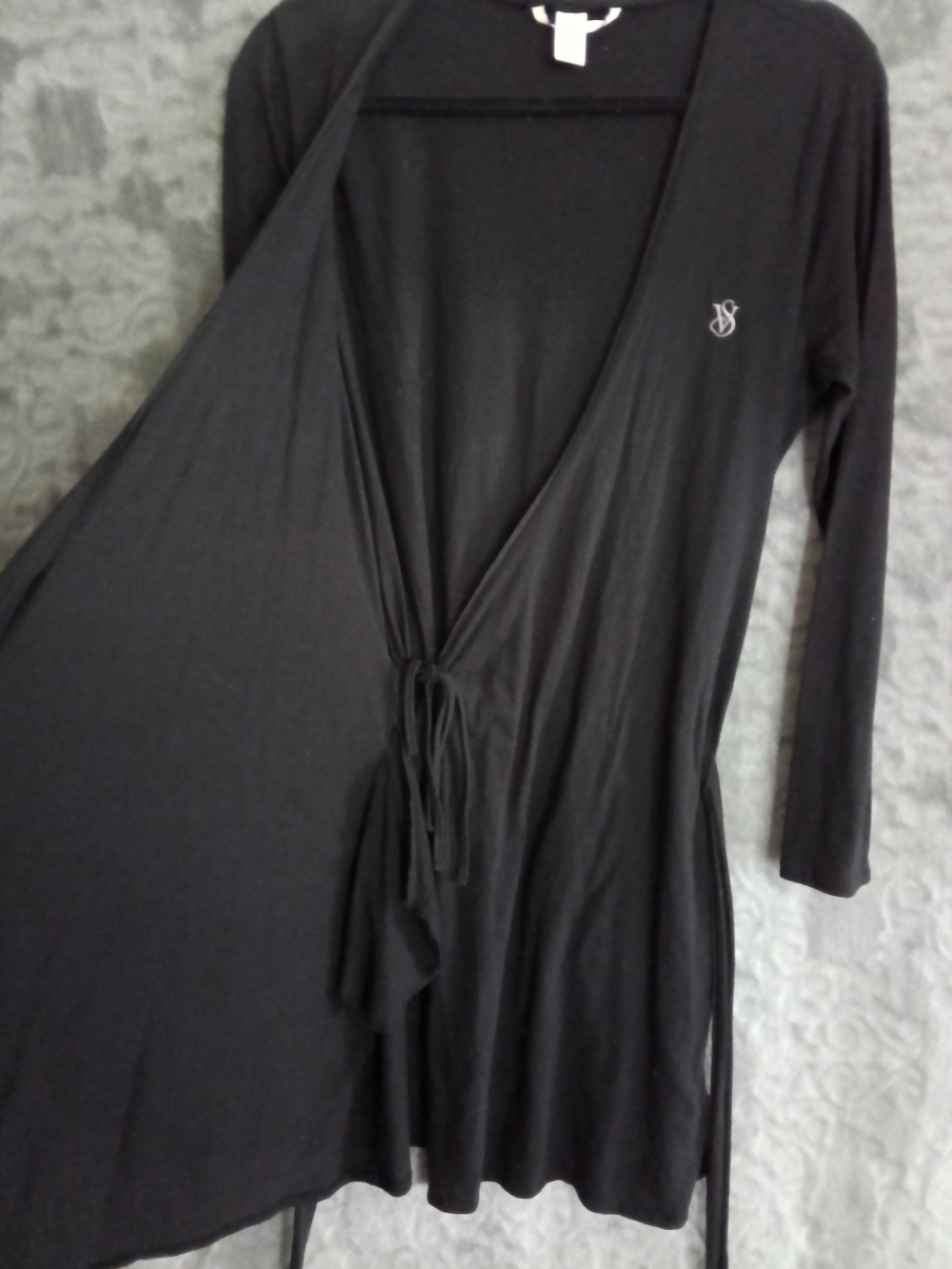Victoria's Secret Robe - Picture 3 of 7
